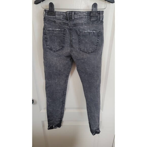 Zara Trafaluc Denimwear Distressed Black Skinny Jeans - Picture 2 of 3